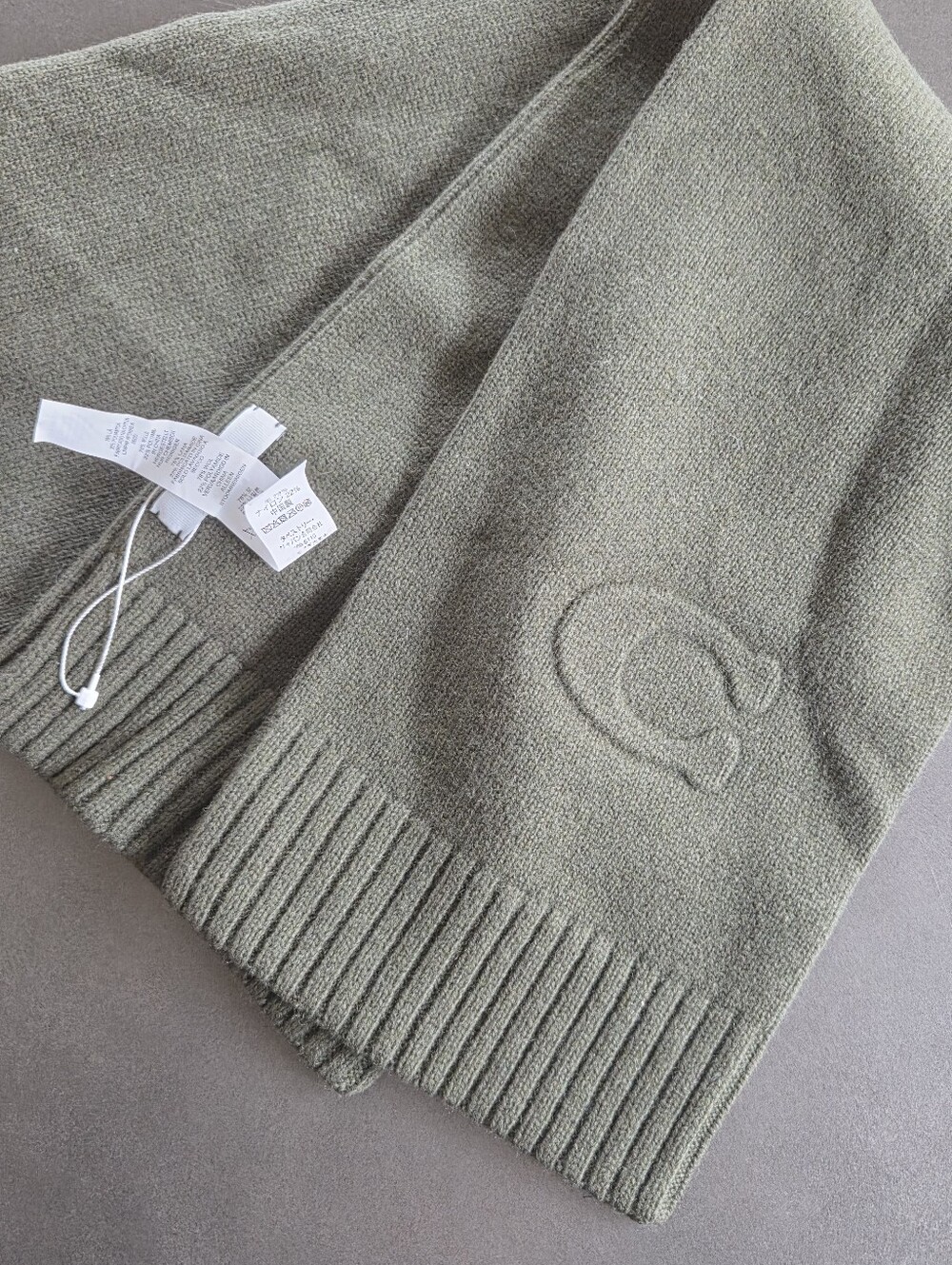 Coach Womens Green Wool Embossed Knit Muffler Scarf New - Picture 3 of 7